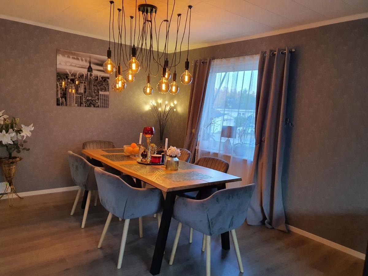 "Klippstigen" Villa For 10 Persons With Massage Chair, Sauna And Billiard Table Гултсфред Екстер'єр фото